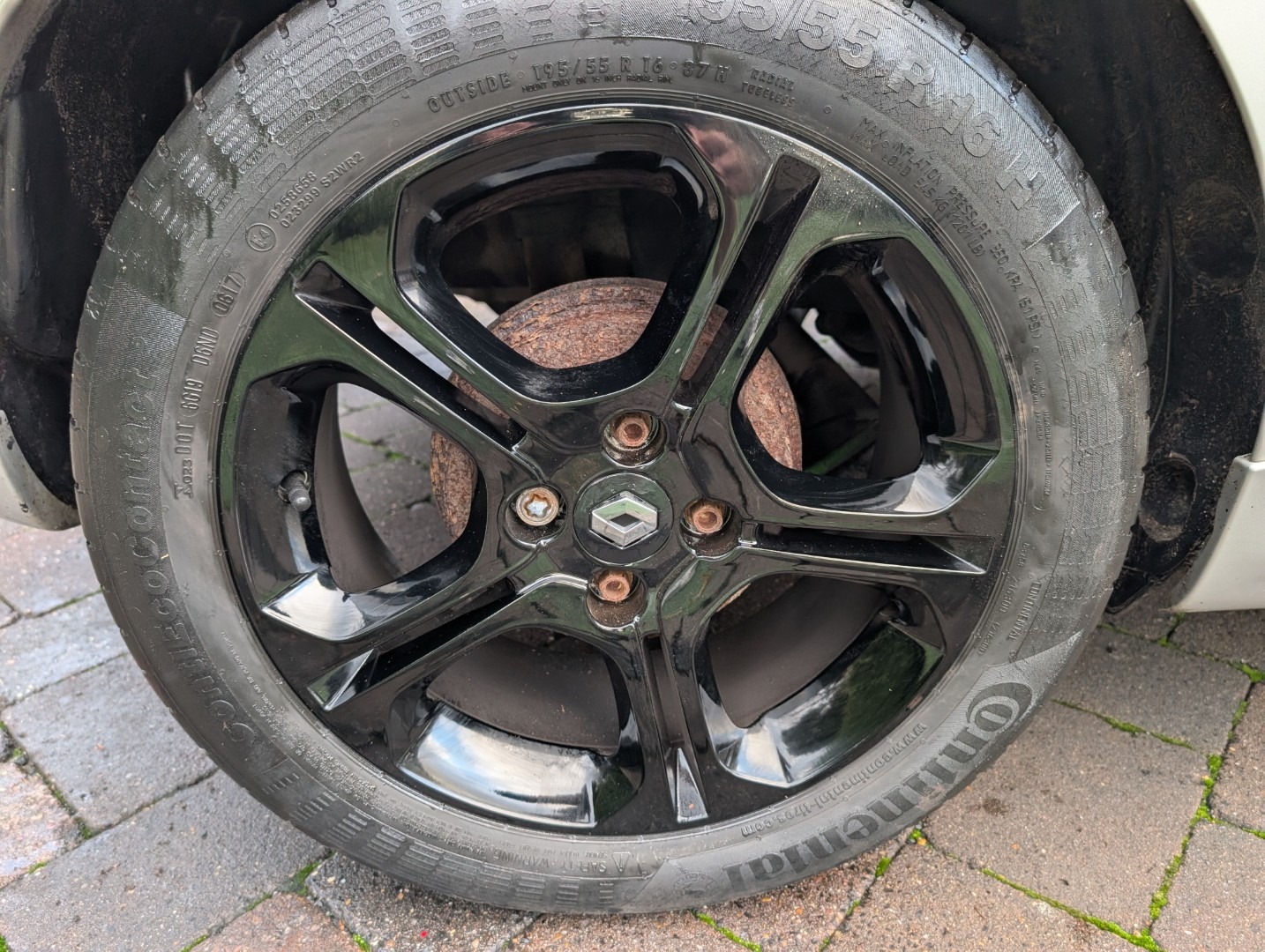 Used Renault Clio 2017 for sale - 76560671: Photo 25