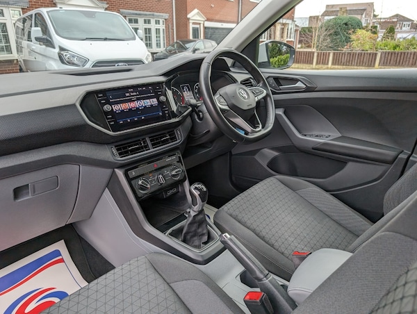 Used Volkswagen T-Cross 2020 for sale - 76092244: Photo 16