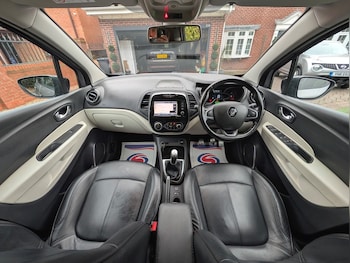 Used Renault Captur 2019 for sale - 77104593: Photo