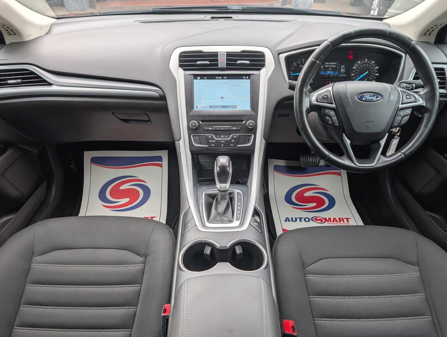 Used Ford Mondeo 2017 for sale - 76036293: Photo 2