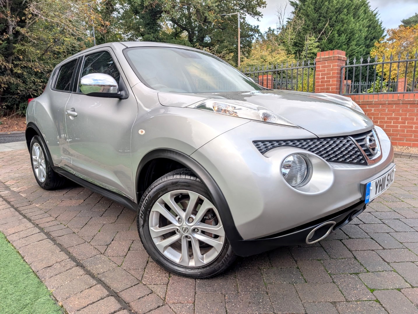 Used Nissan Juke 2011 for sale - 76369199: Photo 1