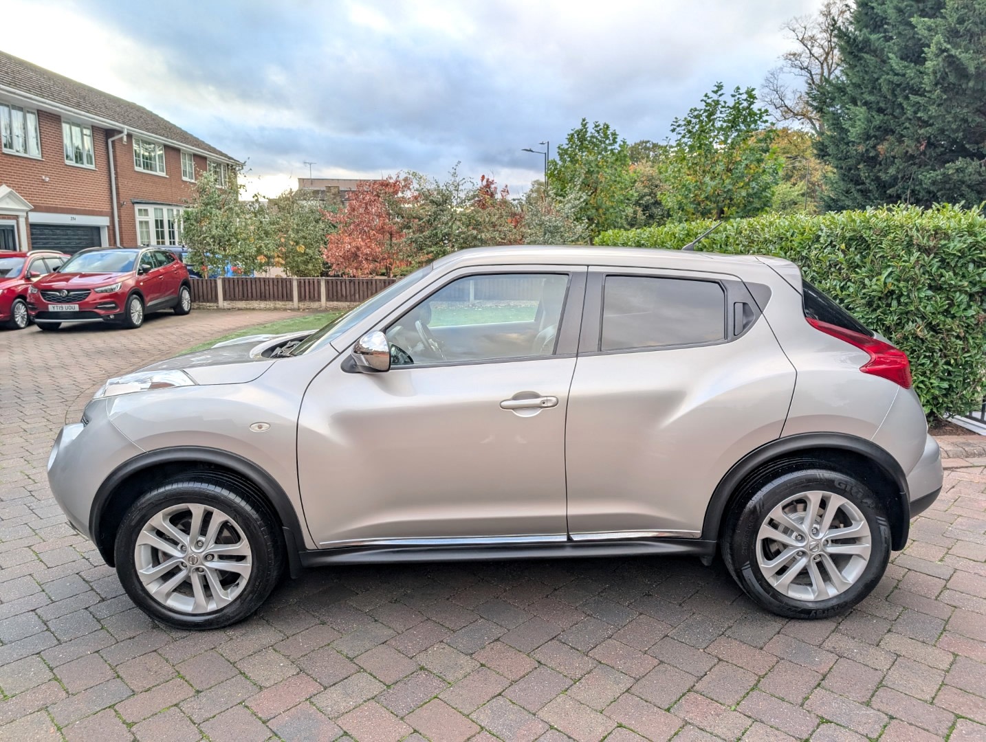 Used Nissan Juke 2011 for sale - 76369199: Photo 10