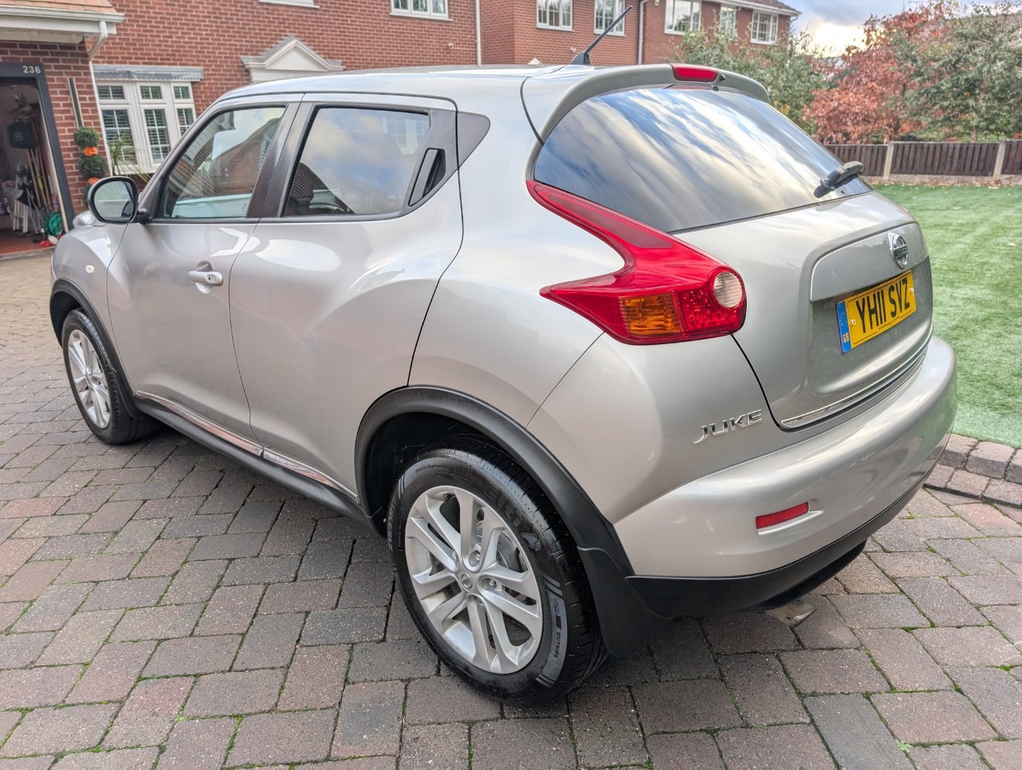 Used Nissan Juke 2011 for sale - 76369199: Photo 11