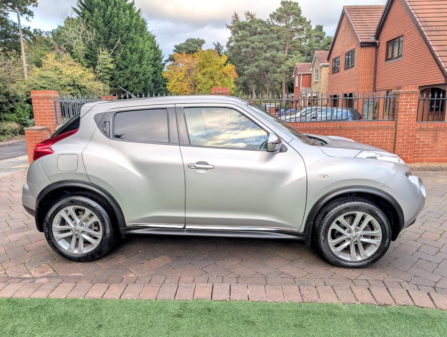 Used Nissan Juke 2011 for sale - 76369199: Photo 15