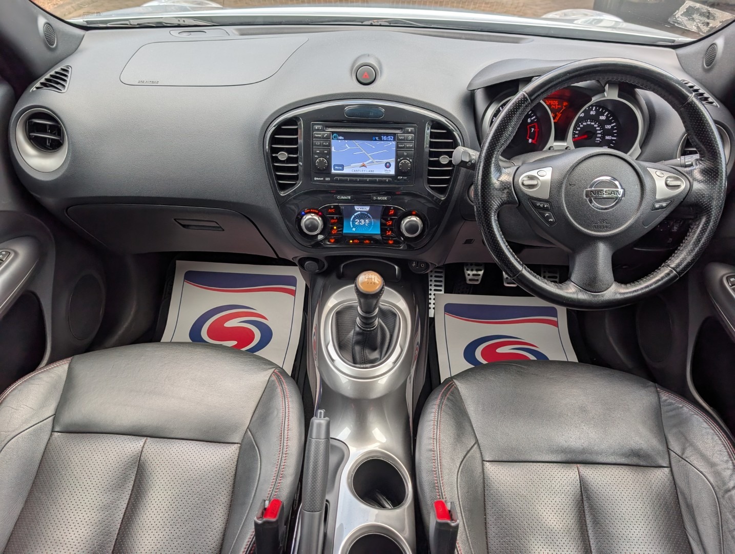 Used Nissan Juke 2011 for sale - 76369199: Photo 2