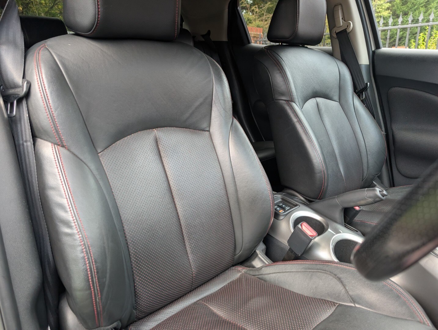 Used Nissan Juke 2011 for sale - 76369199: Photo 21