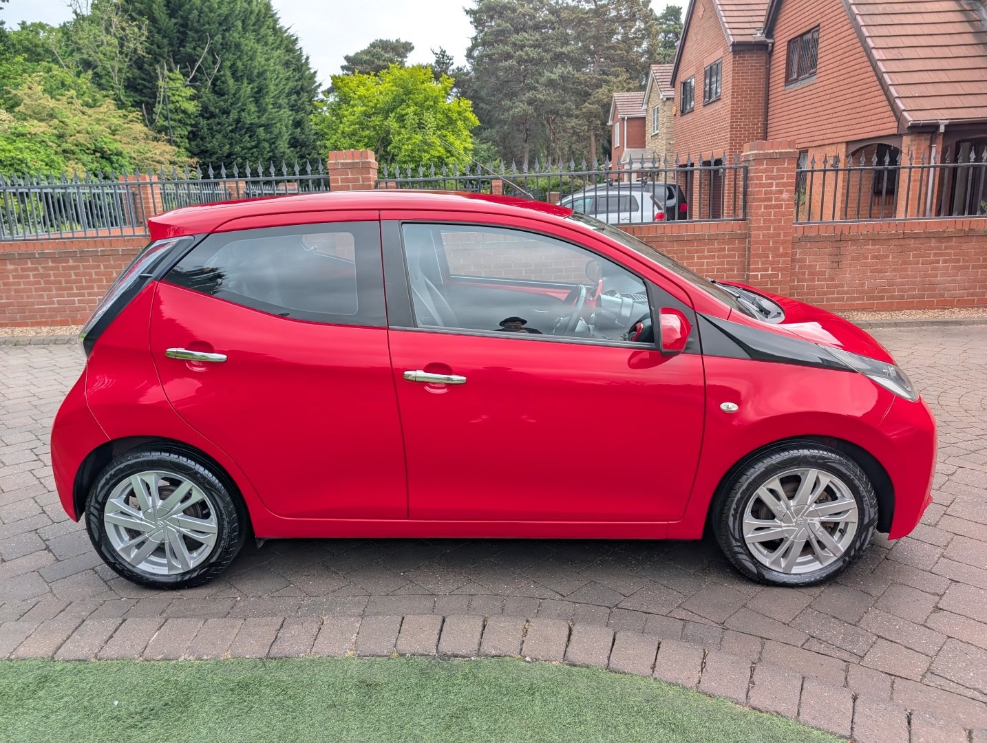 Used Toyota AYGO 2014 for sale - 78149054: Photo 16