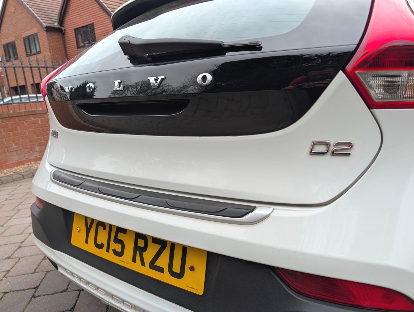 Used Volvo V40 2015 for sale - 77831691: Photo 14