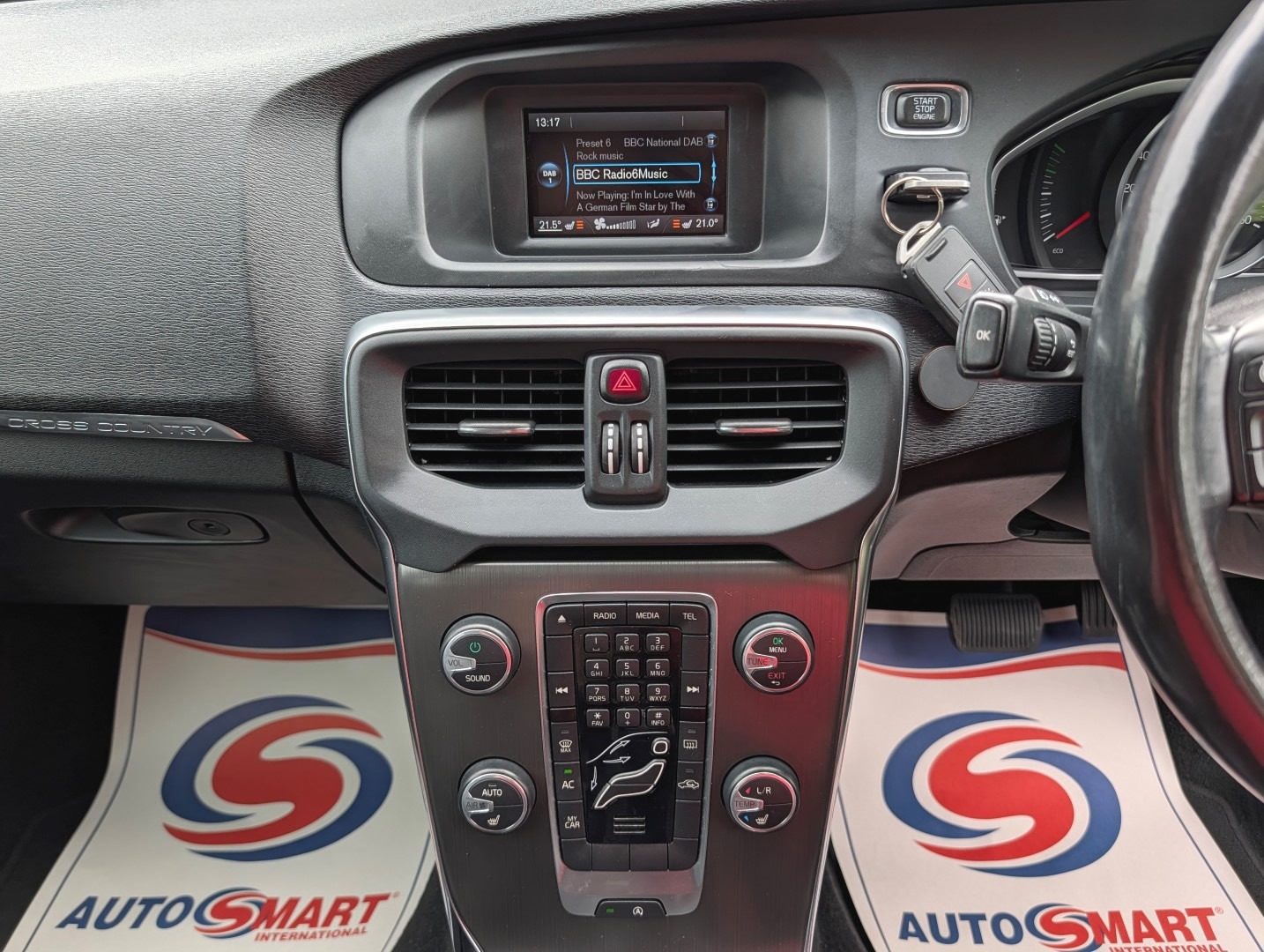 Used Volvo V40 2015 for sale - 77831691: Photo 19