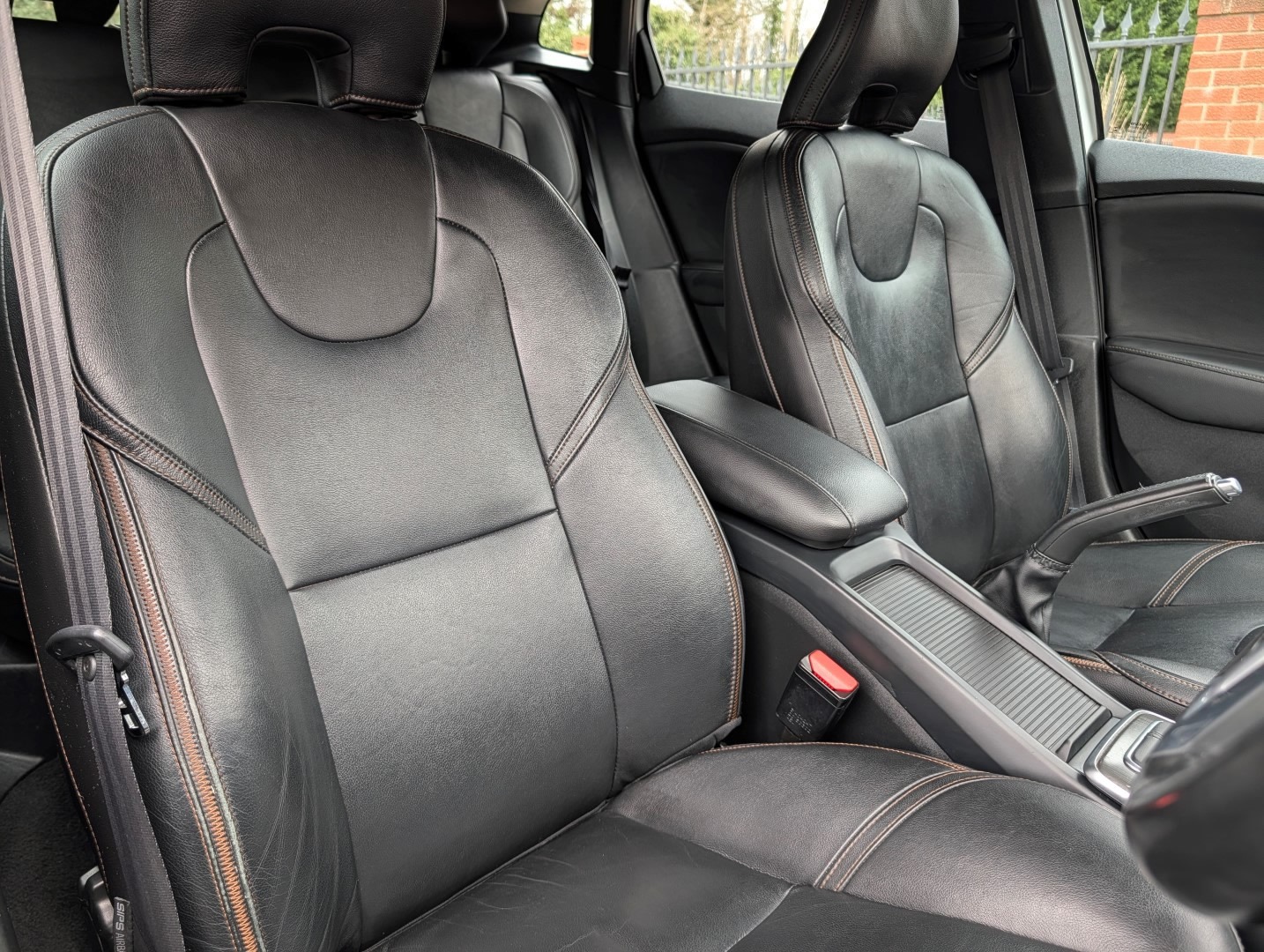 Used Volvo V40 2015 for sale - 77831691: Photo 21