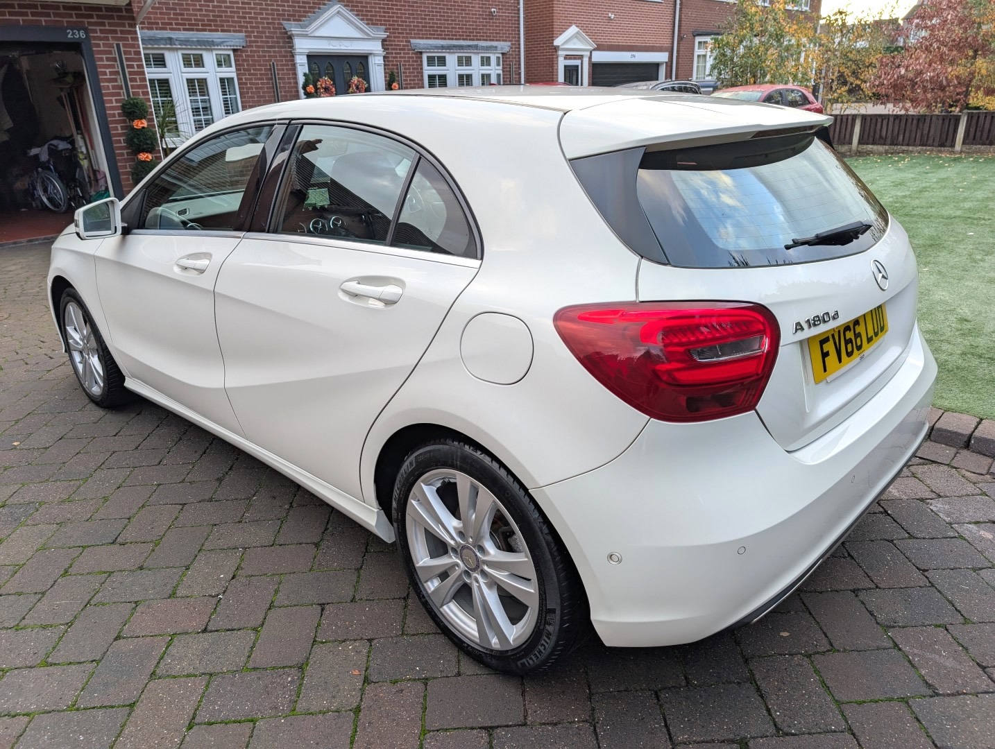 Used Mercedes-Benz A-Class 2016 for sale - 76560211: Photo 11
