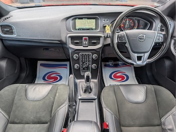 Used Volvo V40 2016 for sale - 75534749: Photo