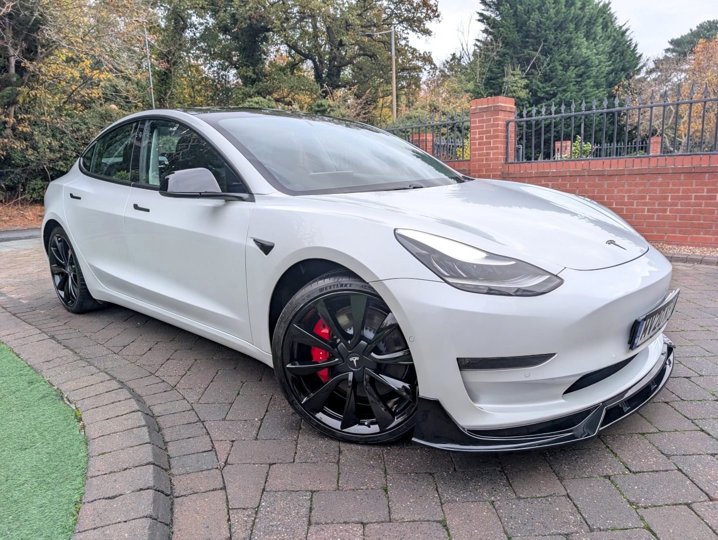 Used Tesla Model 3 2020 for sale - 76411820: Photo 1