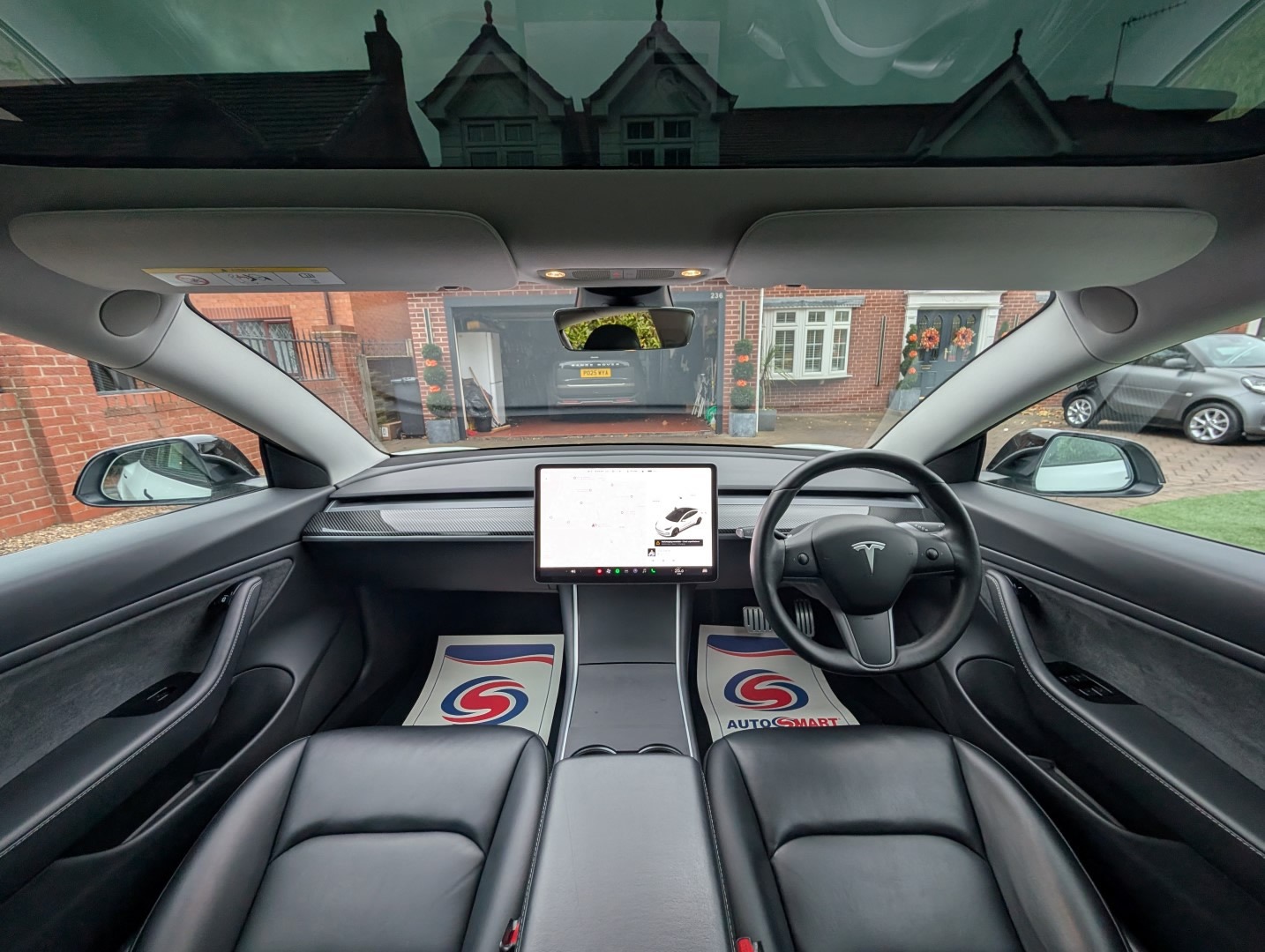 Used Tesla Model 3 2020 for sale - 76411820: Photo 2