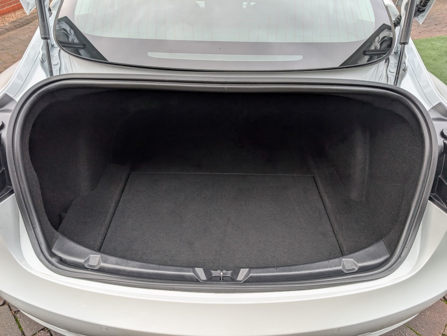 Used Tesla Model 3 2020 for sale - 76411820: Photo 29