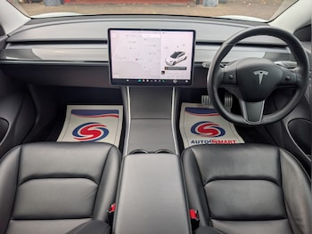 Used Tesla Model 3 2020 for sale - 76411820: Photo