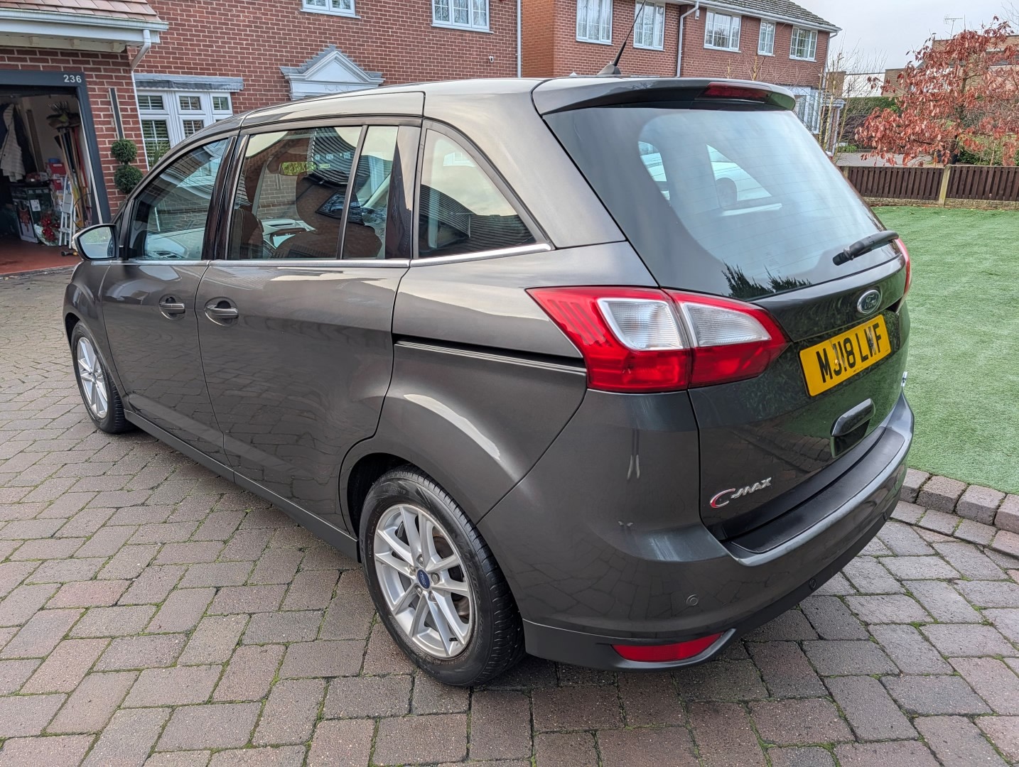 Used Ford Grand C-Max 2018 for sale - 77183324: Photo 11