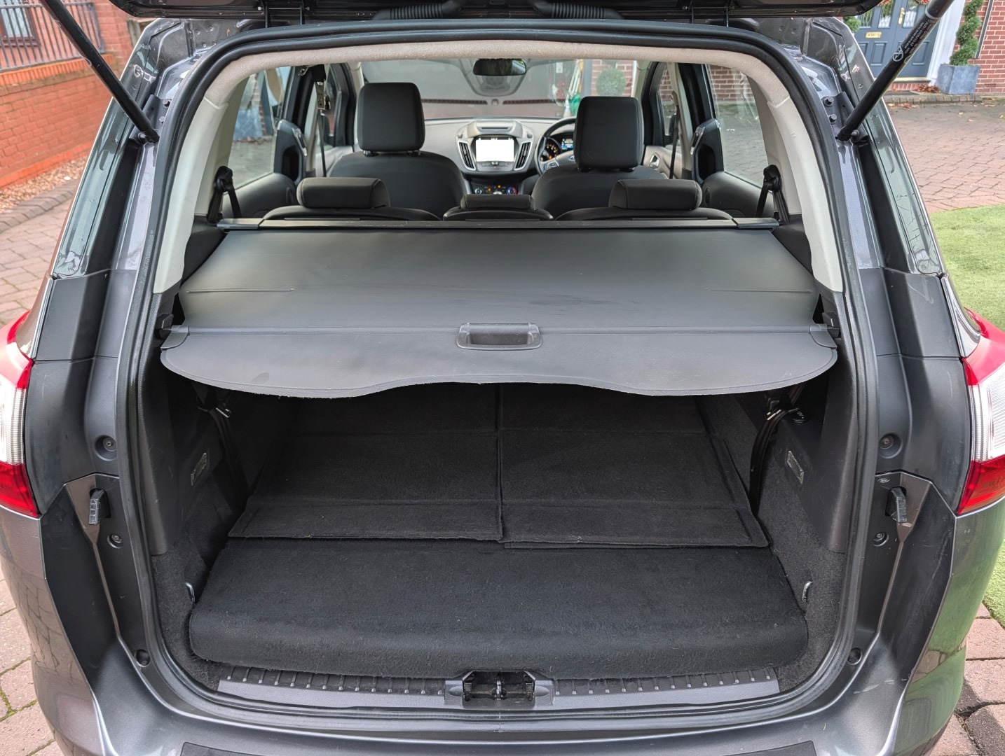 Used Ford Grand C-Max 2018 for sale - 77183324: Photo 27