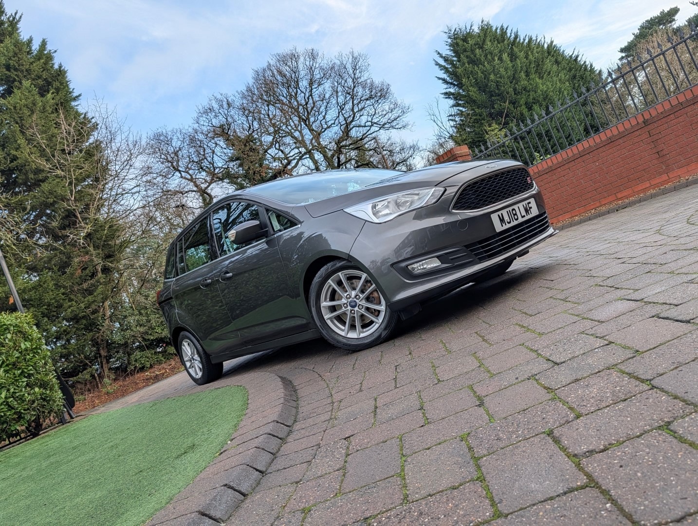 Used Ford Grand C-Max 2018 for sale - 77183324: Photo 6