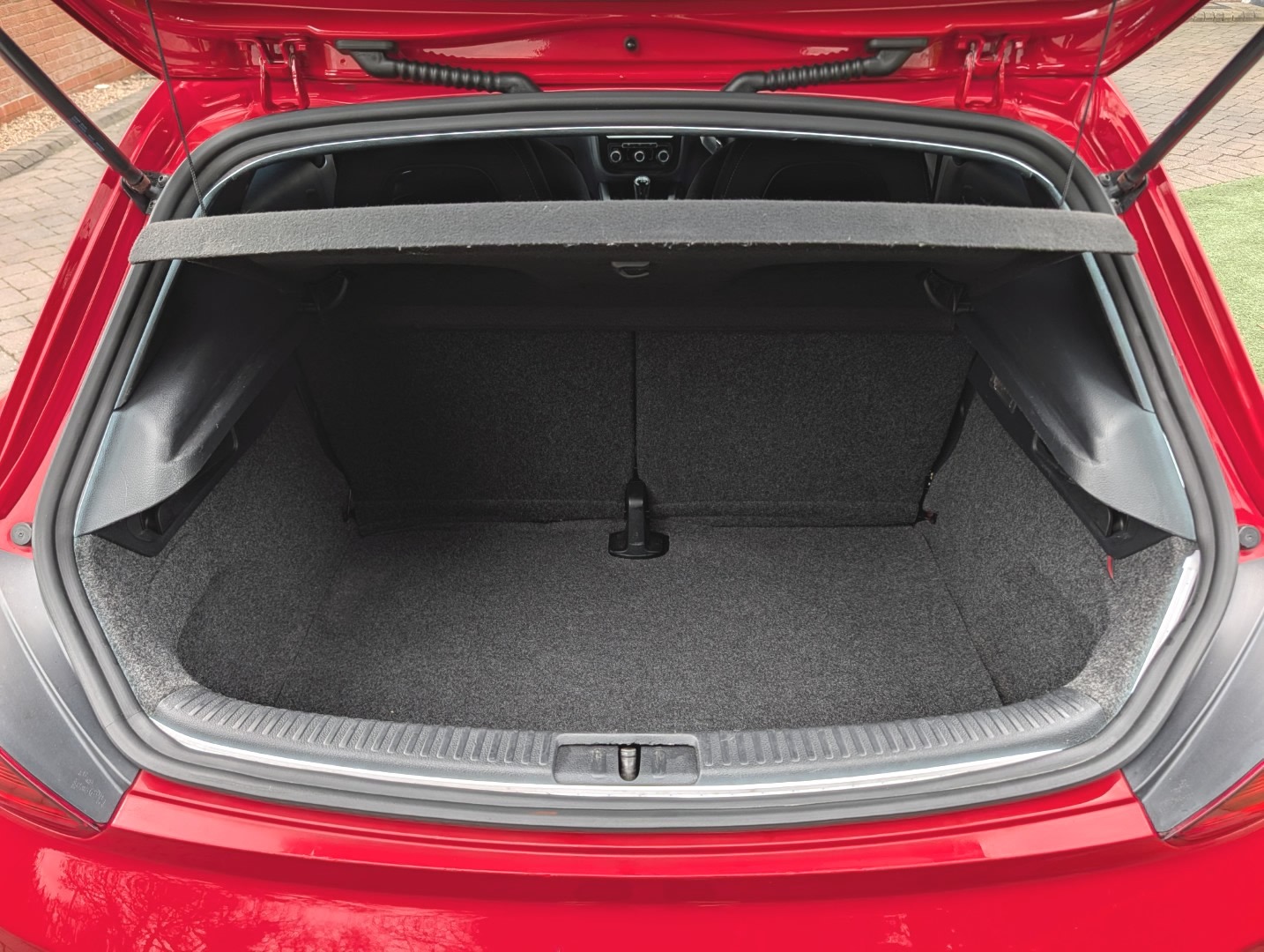 Used Volkswagen Scirocco 2014 for sale - 78155517: Photo 27