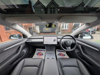 Used Tesla Model 3 2021 for sale - 77382038: Photo