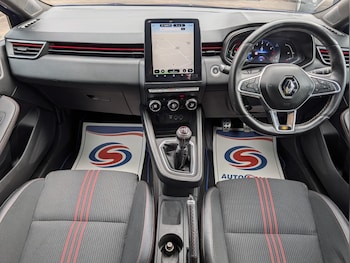 Used Renault Clio 2019 for sale - 79005175: Photo