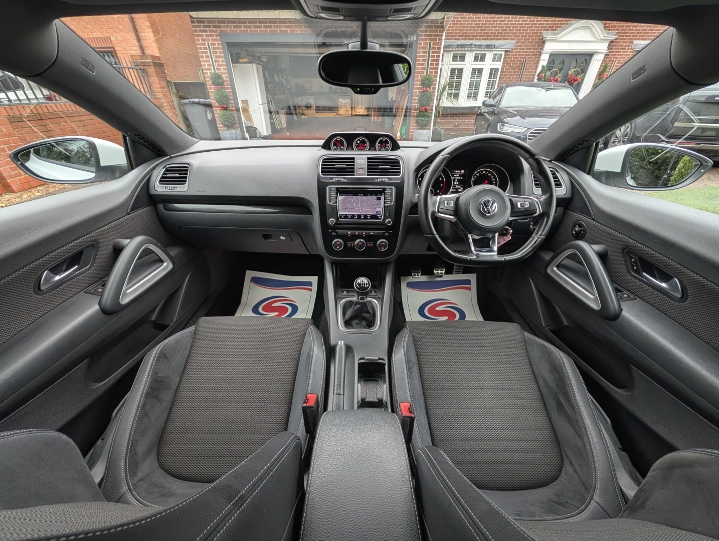 Used Volkswagen Scirocco 2017 for sale - 76725278: Photo 3