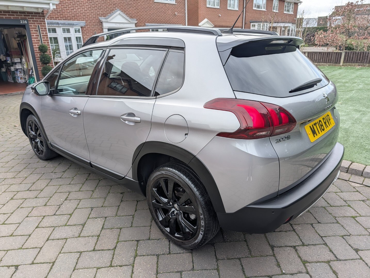 Used Peugeot 2008 2018 for sale - 77522192: Photo 13