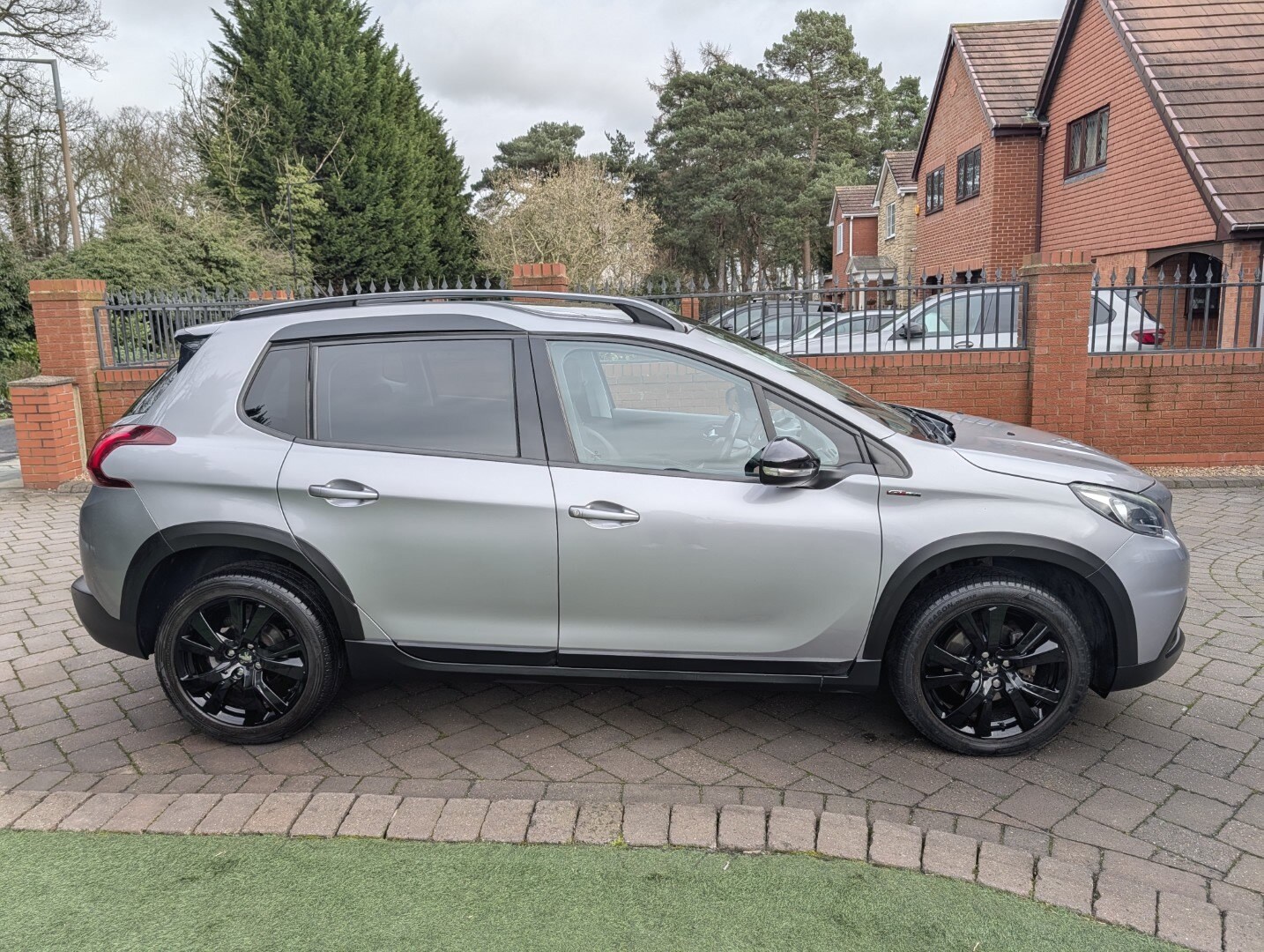 Used Peugeot 2008 2018 for sale - 77522192: Photo 17