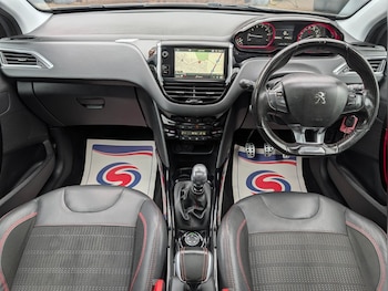 Used Peugeot 2008 2018 for sale - 77522192: Photo