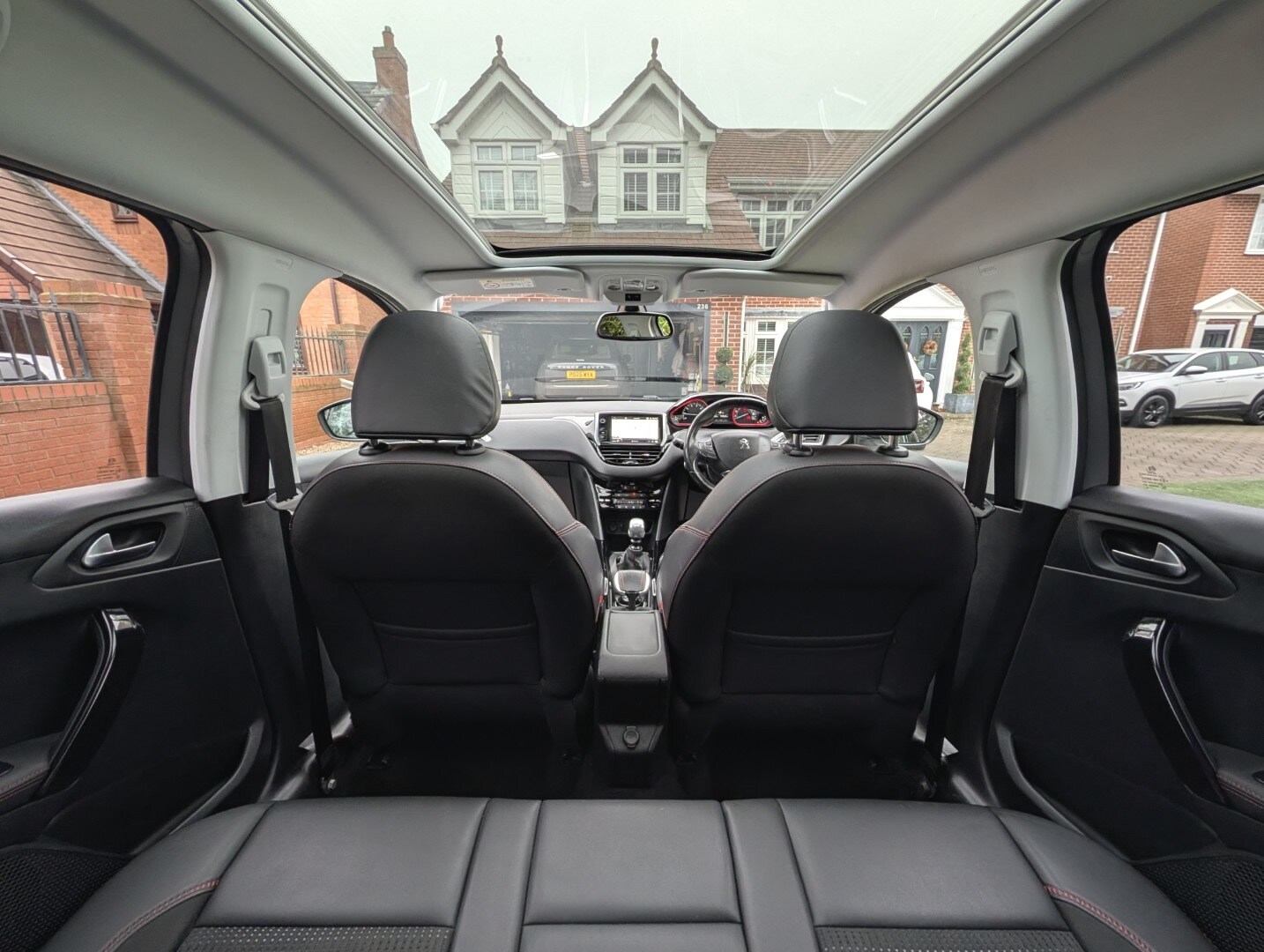 Used Peugeot 2008 2018 for sale - 77522192: Photo 8