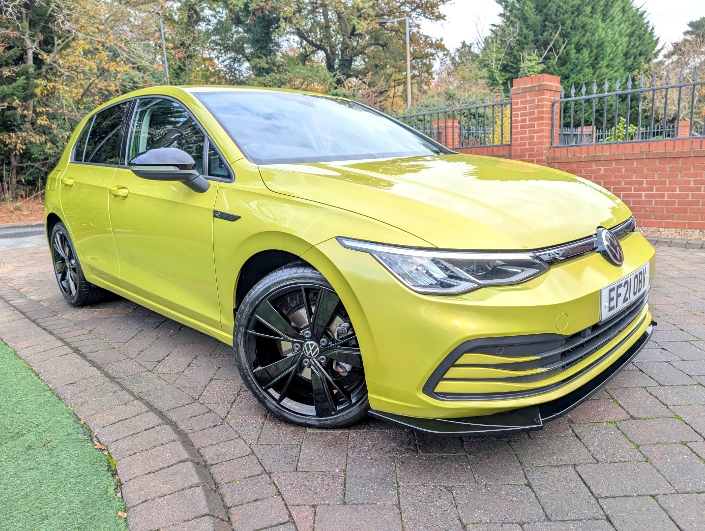 Used Volkswagen Golf 2021 for sale - 76453581: Photo 1