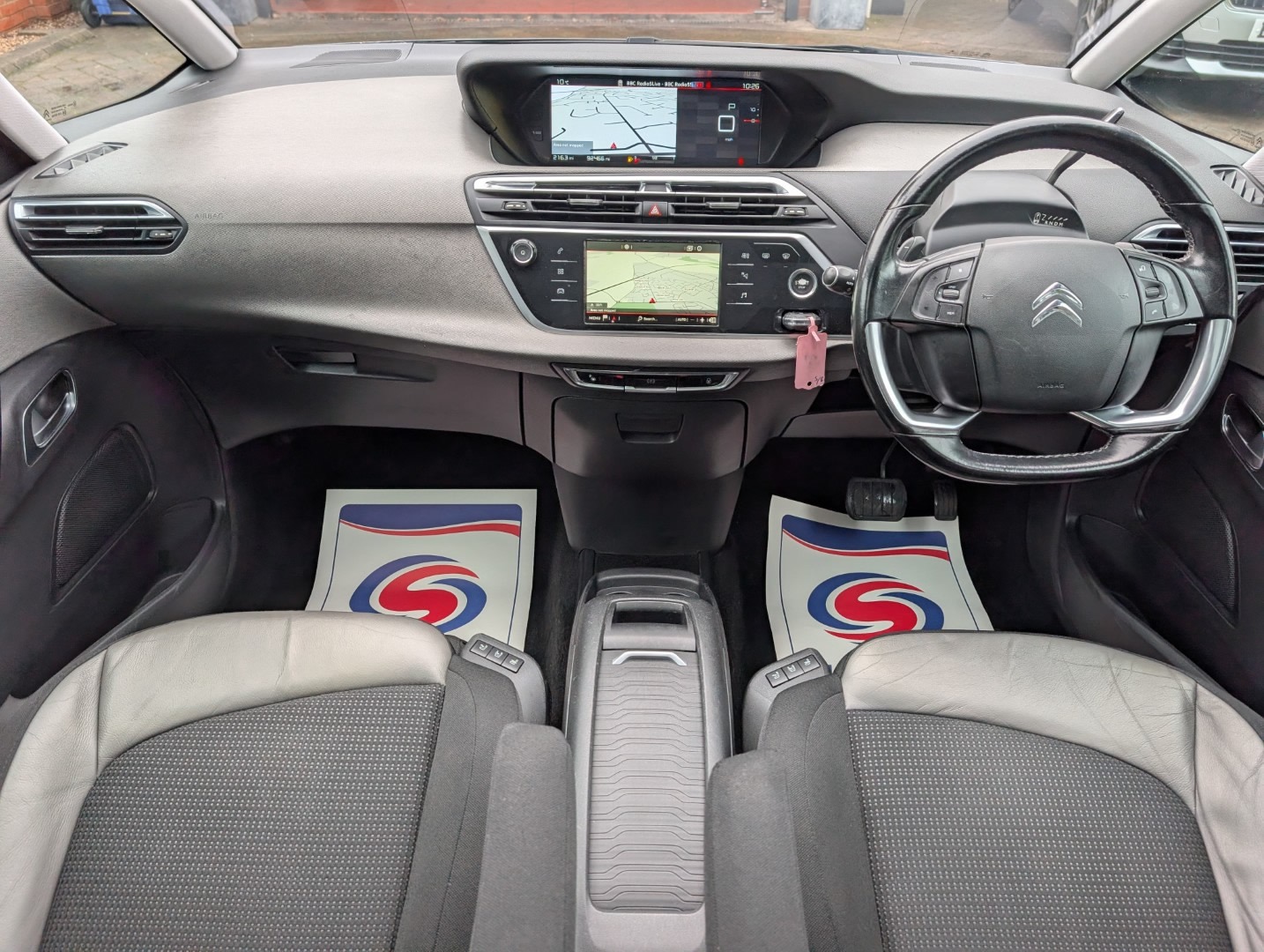 Used Citroen C4 Grand Picasso 2017 for sale - 76293343: Photo 2