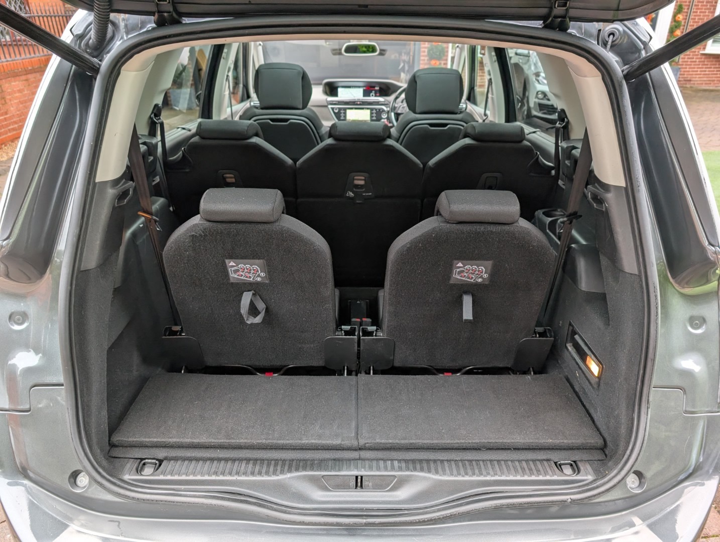 Used Citroen C4 Grand Picasso 2017 for sale - 76293343: Photo 28