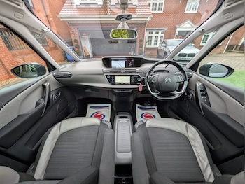 Used Citroen C4 Grand Picasso 2017 for sale - 76293343: Photo