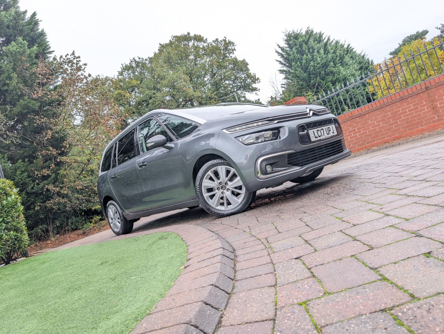 Used Citroen C4 Grand Picasso 2017 for sale - 76293343: Photo 7