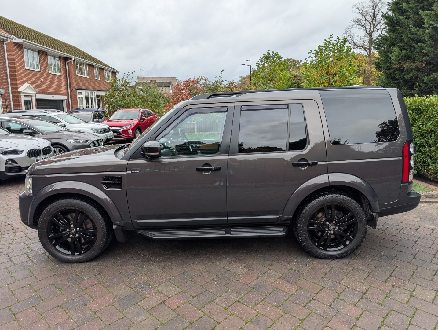 Used Land Rover Discovery 4 2014 for sale - 76373853: Photo 11