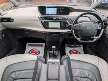 Used Citroen C4 Grand Picasso 2017 for sale - 75163859: Photo
