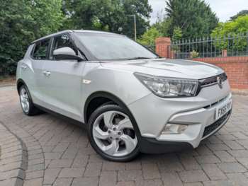 2016 (66) - 1.6 e-XGi EX *FSH, Just Serviced & MOT 05/26* 5-Door