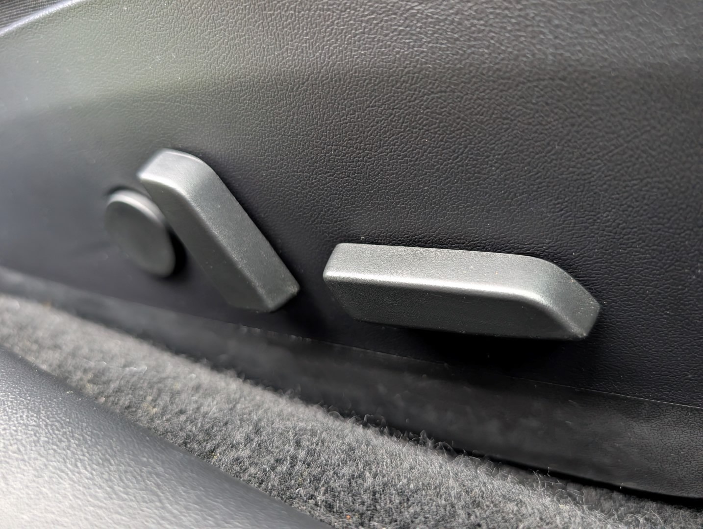 Used Tesla Model 3 2020 for sale - 77207981: Photo 22