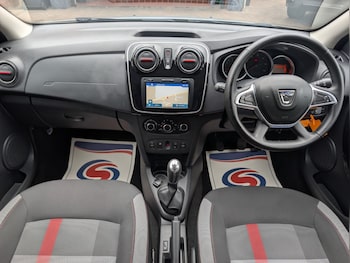 Used Dacia Sandero Stepway 2019 for sale - 79556447: Photo