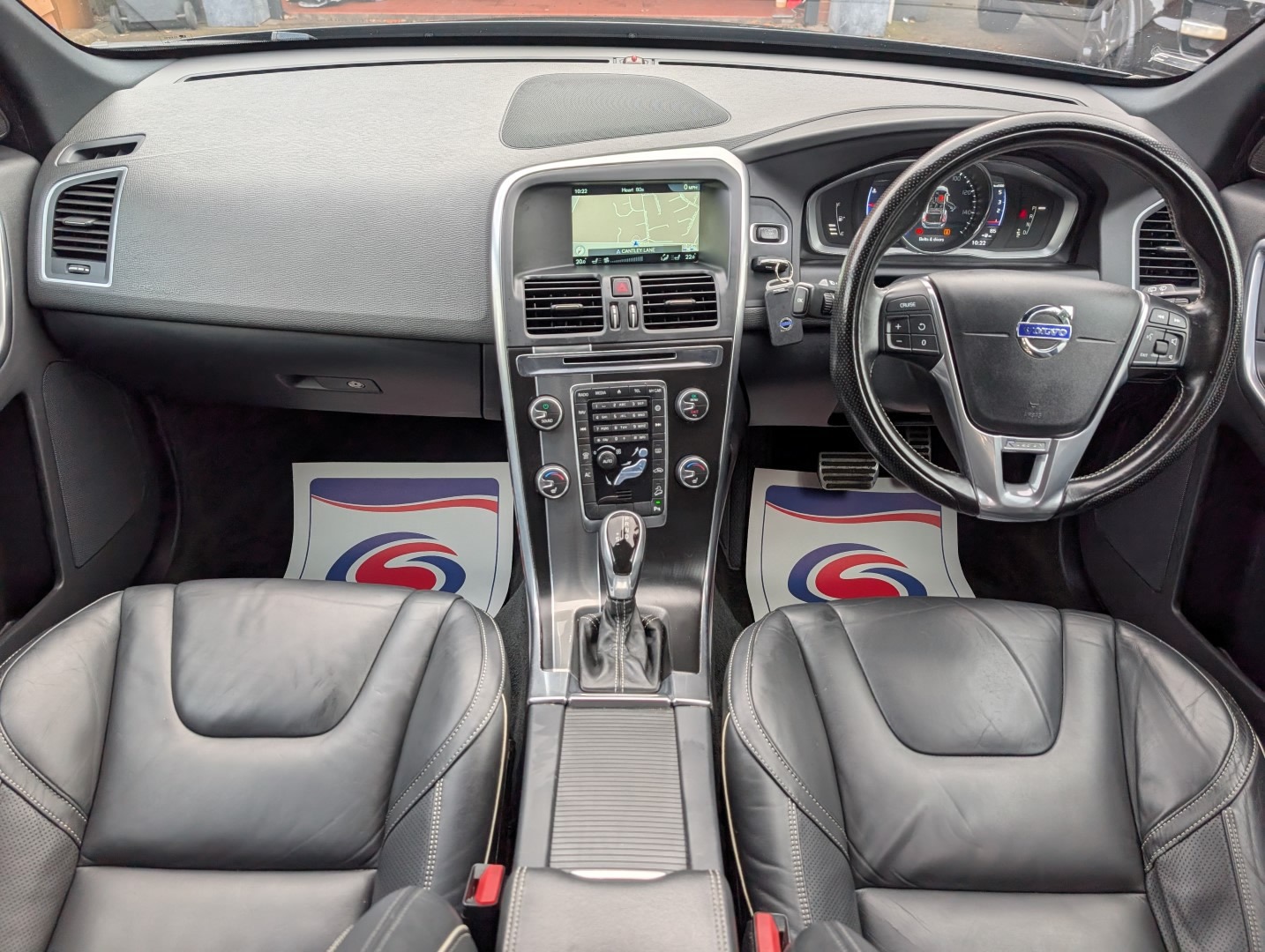 Used Volvo XC60 2016 for sale - 76560147: Photo 2