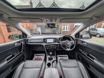 Used Kia Sportage 2017 for sale - 76450431: Photo