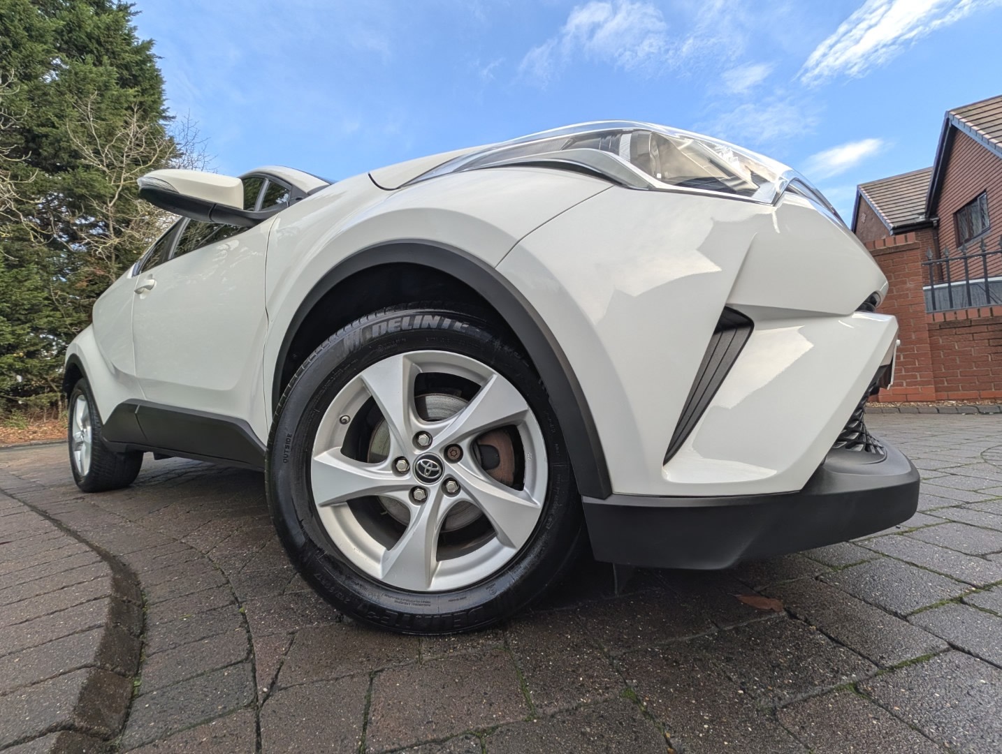 Used Toyota C-HR 2017 for sale - 76785280: Photo 5