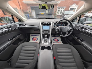 Used Ford Mondeo 2017 for sale - 77409711: Photo