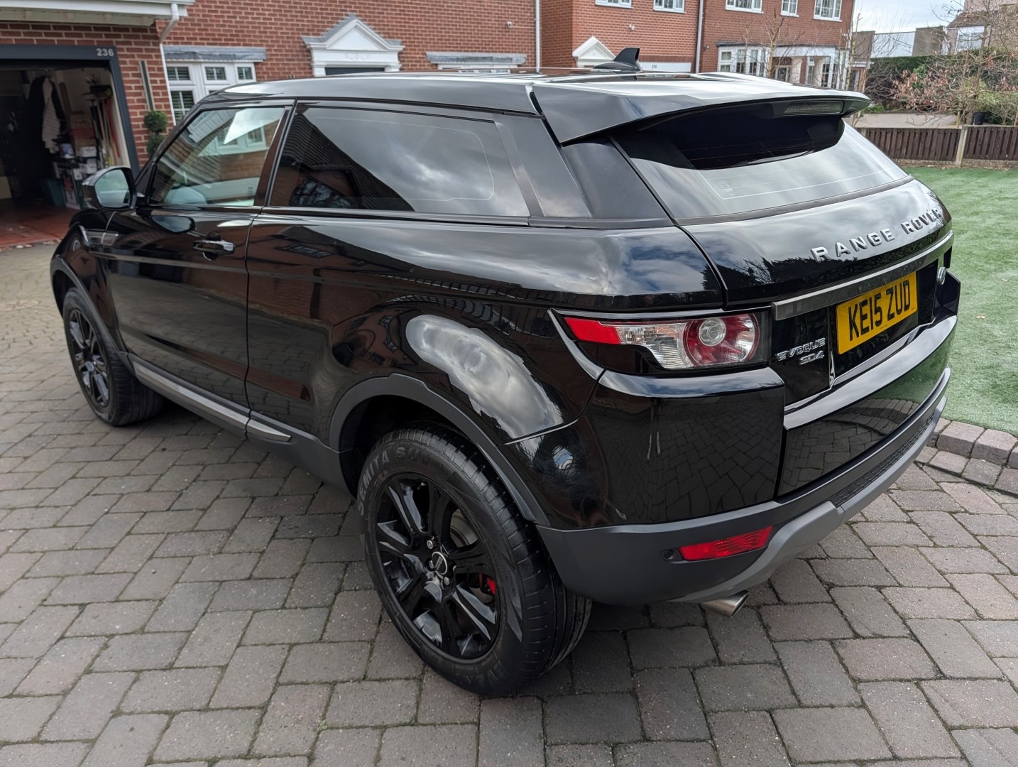 Used Land Rover Range Rover Evoque 2015 for sale - 77803257: Photo 11