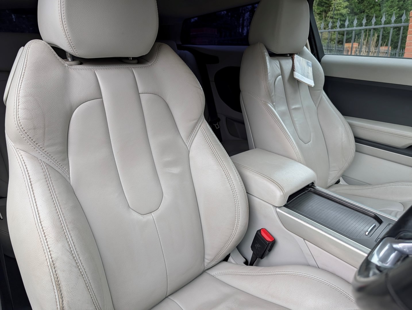 Used Land Rover Range Rover Evoque 2015 for sale - 77803257: Photo 22