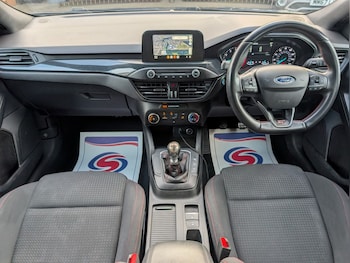 Used Ford Focus 2018 for sale - 76542322: Photo