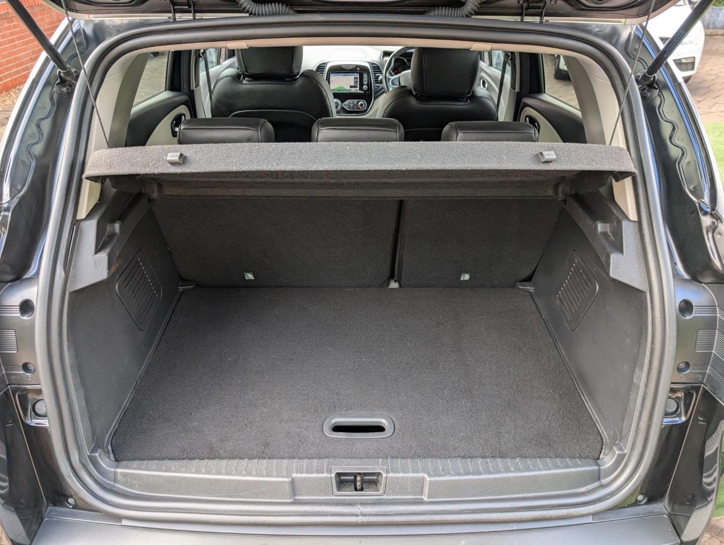 Vehicle 27