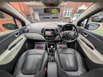 Used Renault Captur 2018 for sale - 75763226: Photo